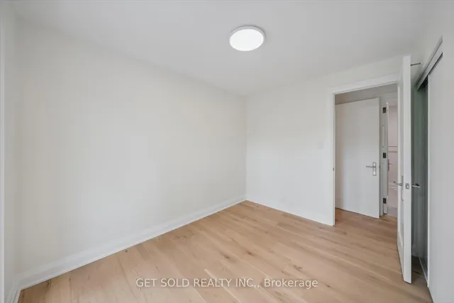 Additional image 15 of 521 Grand Blvd