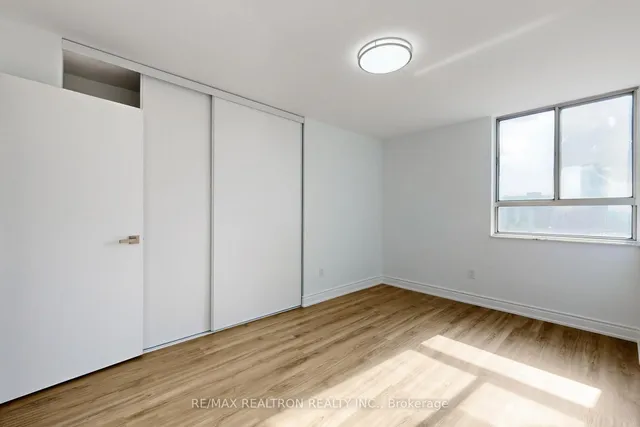 Additional image 23 of 1 Massey Sq Unit 1506