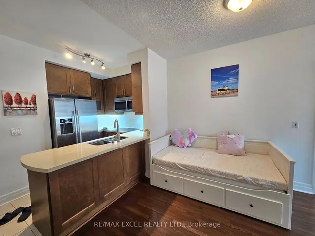 Additional image 3 of 35 Balmuto St Unit 1205
