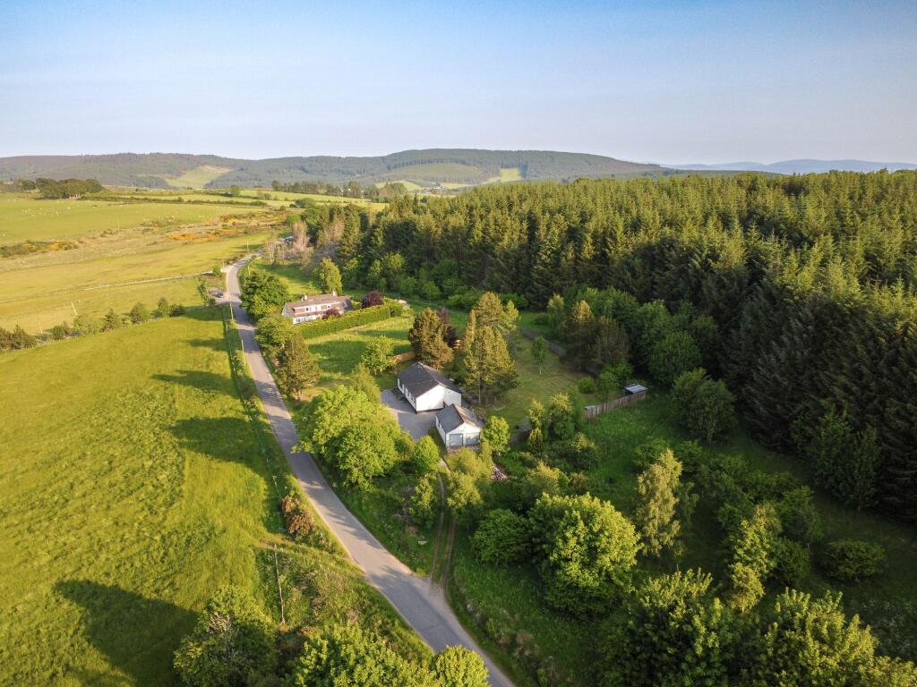 Additional image 44 of Cushnie, Alford, AB33