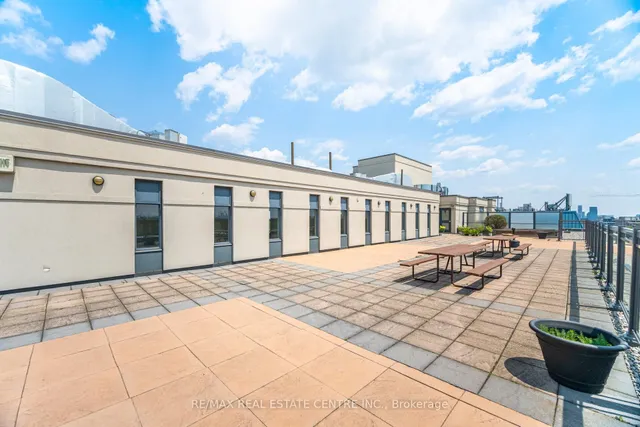 Additional image 31 of 872 Sheppard Ave Unit 616