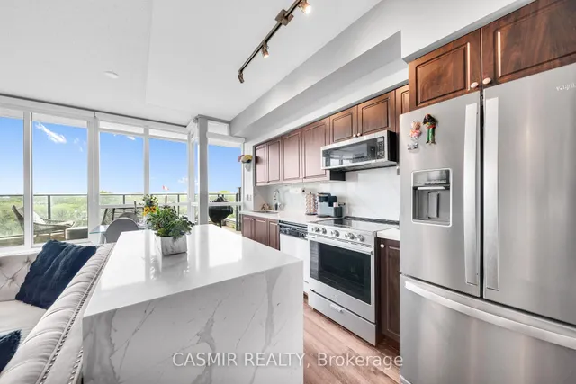 Additional image 8 of 215 Fort York Blvd Unit 707