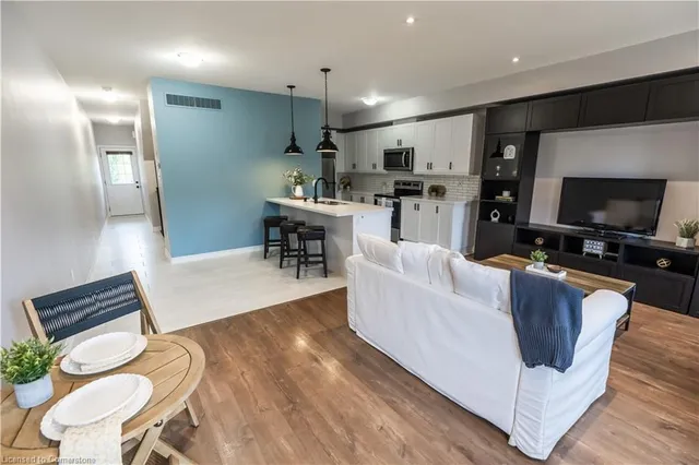 Additional image 12 of 403 Westwood Dr Unit 30