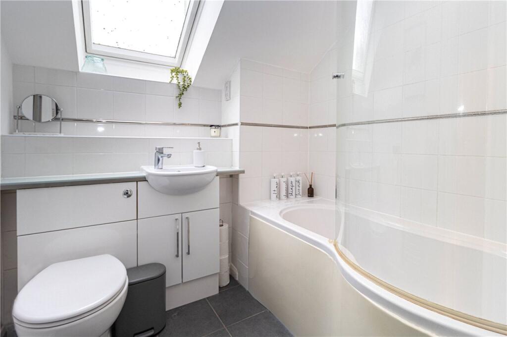 Additional image 9 of Stathams Court, Redbourn, Hertfordshire, AL3