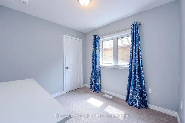 房产图片 30 - 5 Bushwood Tr