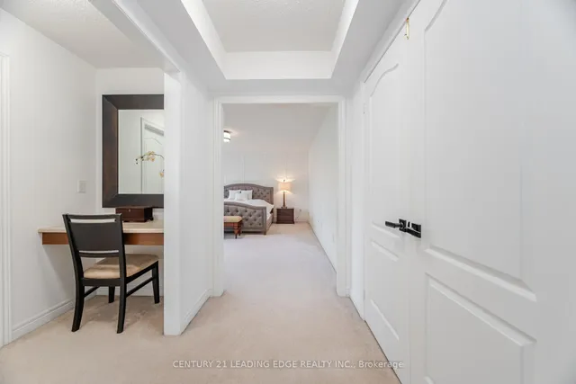 Additional image 16 of 34 Royal Links Circ