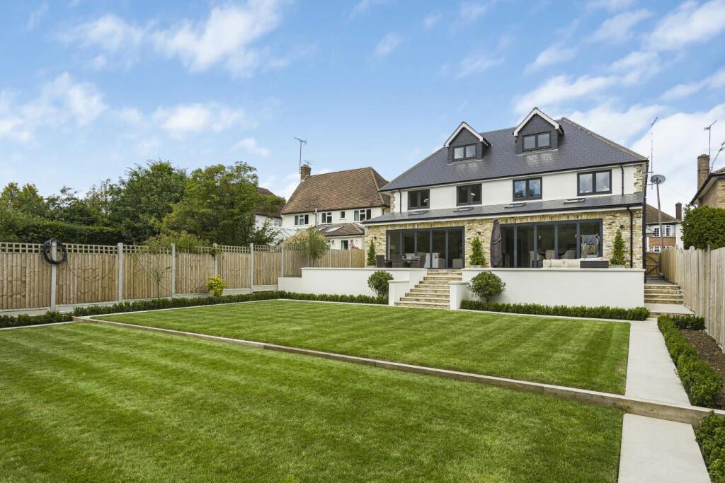 Additional image 29 of The Grove, Brookmans Park , Herts