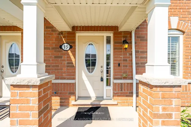 Additional image 5 of 230 Avonsyde Blvd Unit 15