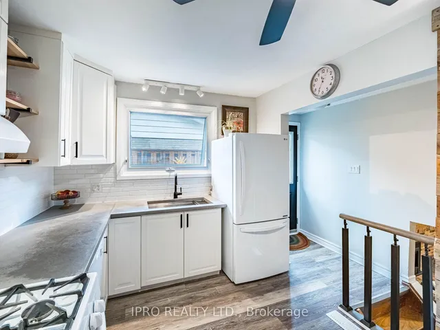 Additional image 13 of 637 Artreva Cres