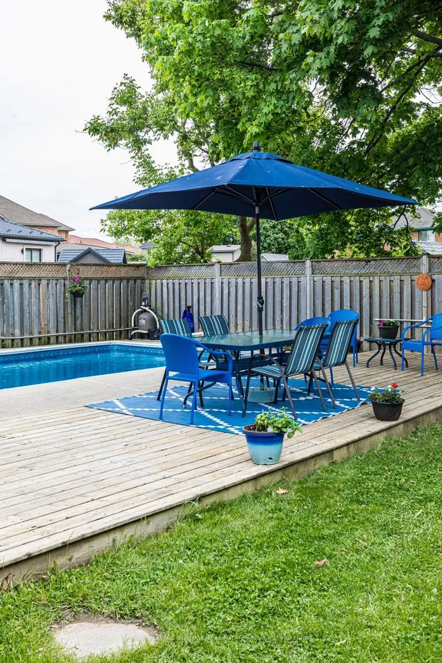 Additional image 40 of 20 Redhill Ave