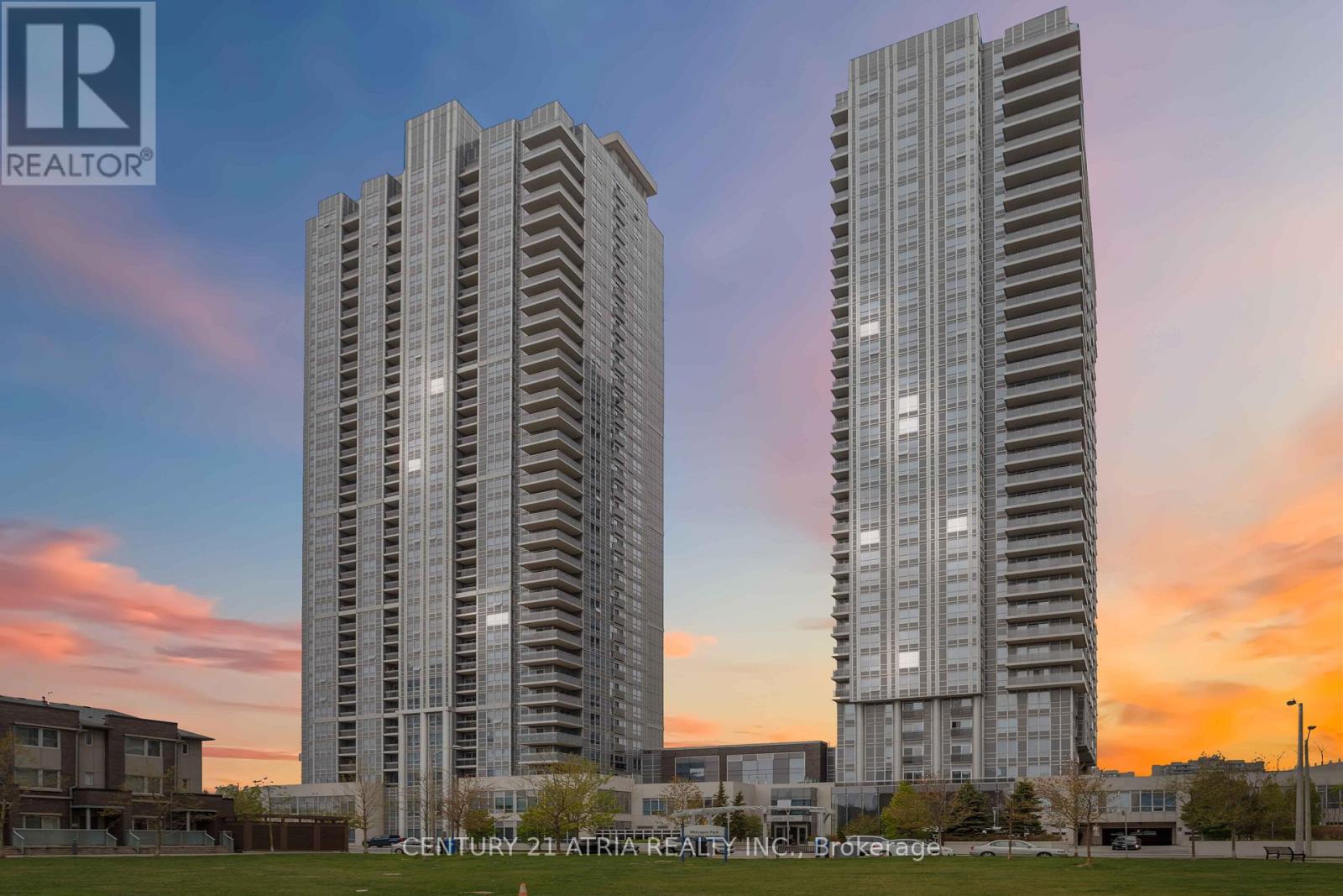 717 - 275 VILLAGE GREEN SQUARE|Toronto (Agincourt South-Malvern West), Ontario M1S0L8