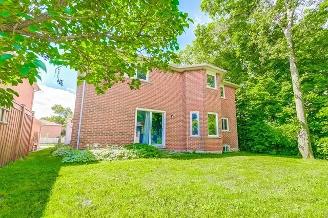 Additional image 42 of 459 Glenashton Dr