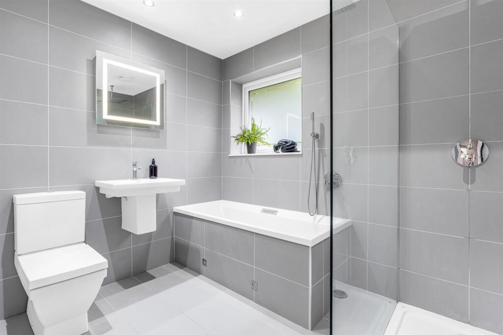 Additional image 21 of Bishops Road, Tewin, Welwyn