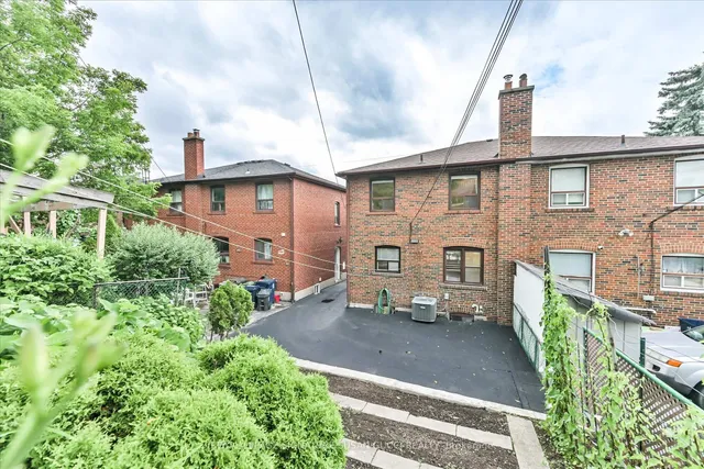 Additional image 32 of 2175 Dufferin St