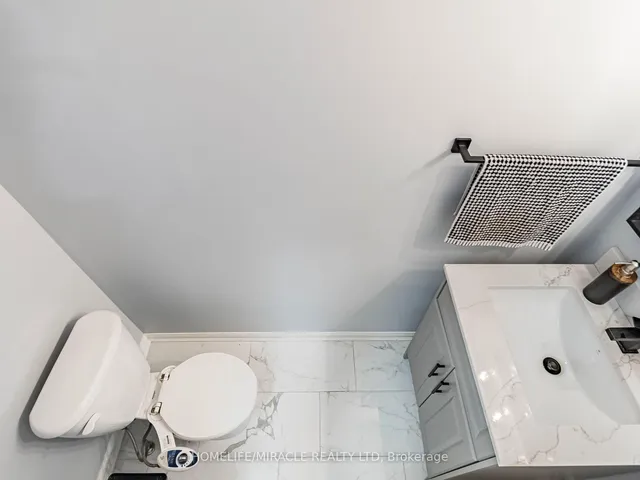 Additional image 24 of 55 Mccandless Crt