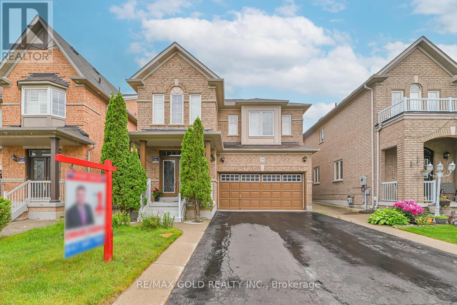54 GAMSON CRESCENT|Brampton (Sandringham-Wellington), Ontario L6R0V6