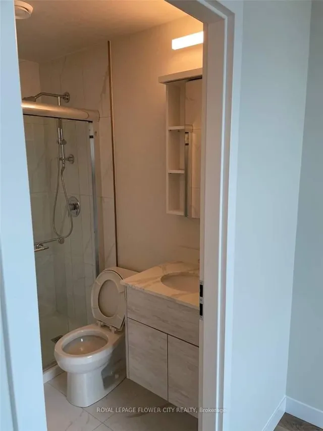 Additional image 11 of 60 Frederick St Unit 2402