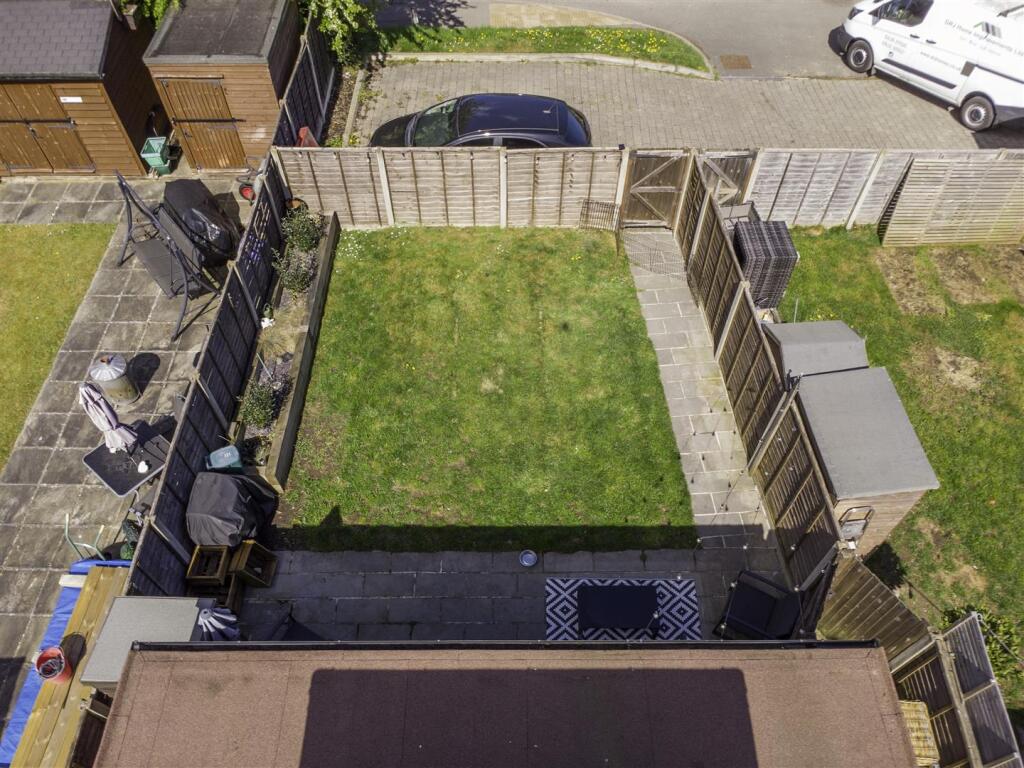 Additional image 14 of Somers Square, Welham Green