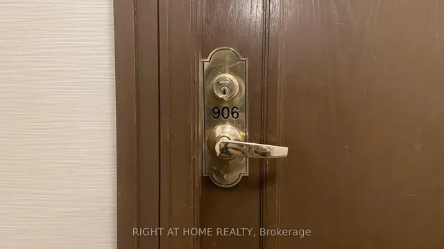 Additional image 2 of 18 Parkview Ave Unit 906