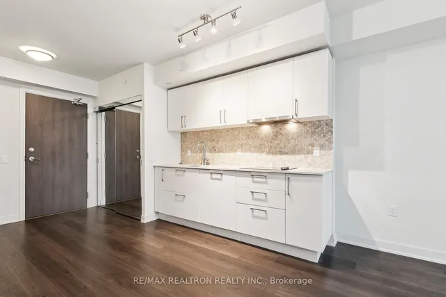 Additional image 19 of 576 Front St Unit 318E