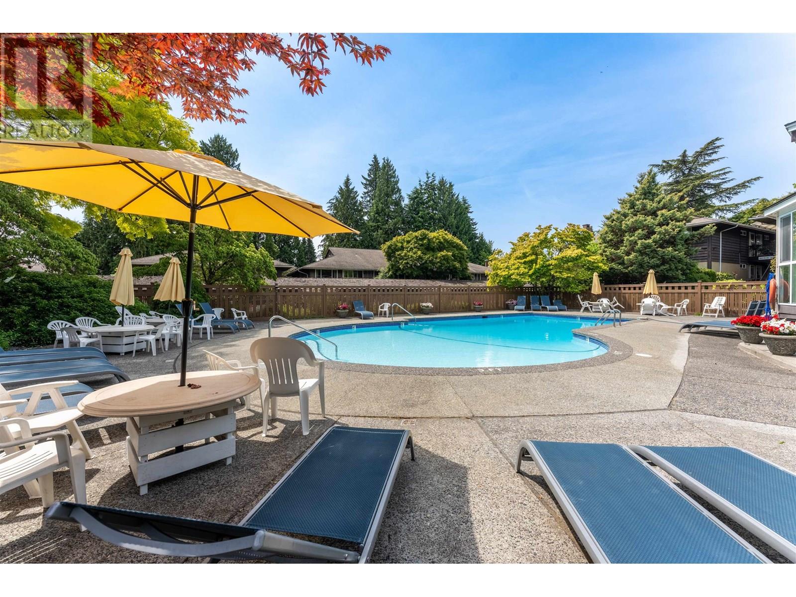 502 555 W 28TH STREET|North Vancouver, British Columbia V7N2J7