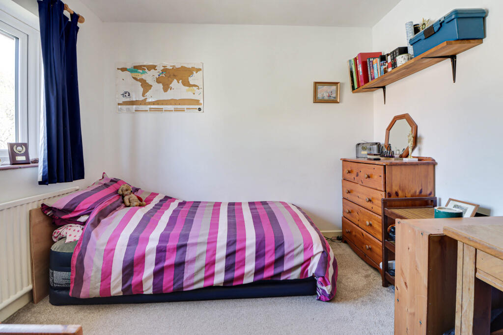 Additional image 13 of Bloomfield Road, Harpenden, Hertfordshire, AL5