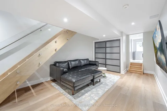 Additional image 16 of 87 Mackay Ave