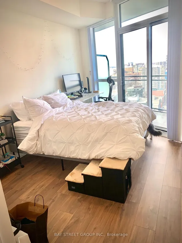 Additional image 8 of 99 John St Unit 2608