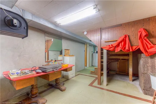 Additional image 28 of 48 Englewood Pl