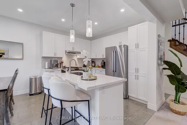 Additional image 14 of 270 Dalgleish Tr