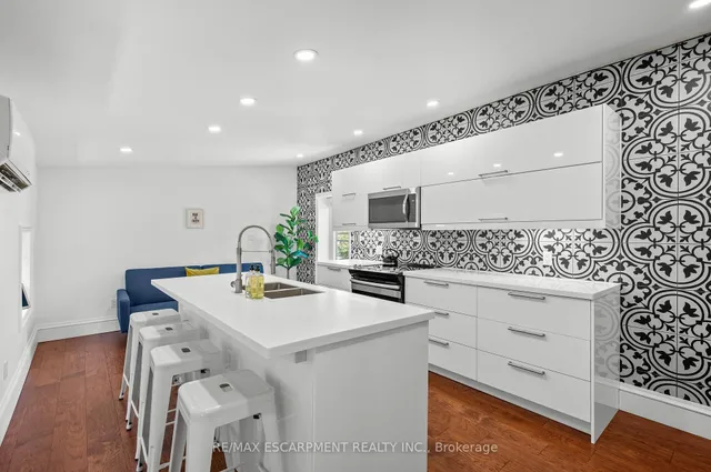 Additional image 30 of 227 Park St