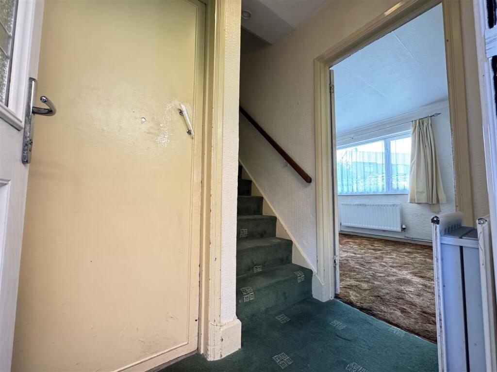 Additional image 14 of Gainsborough Crescent, Great Barr, Birmingham