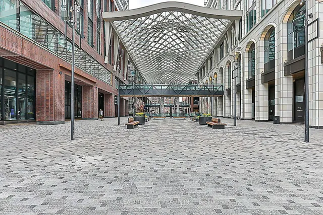 480 Front st west St Unit 1504