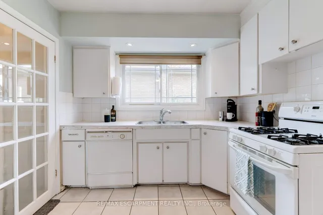 Additional image 10 of 224 Glenholme Ave