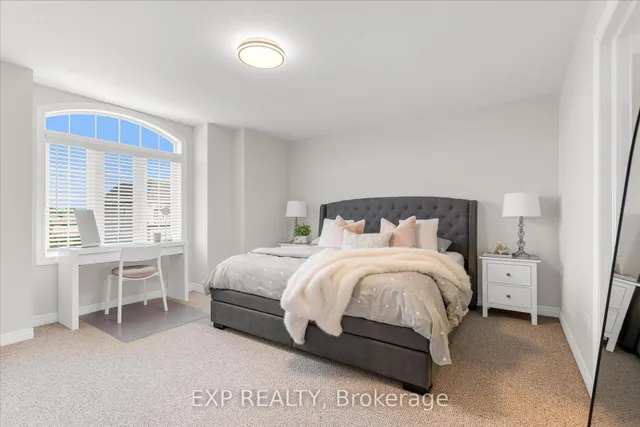 Additional image 19 of 45 Sauvignon Cres