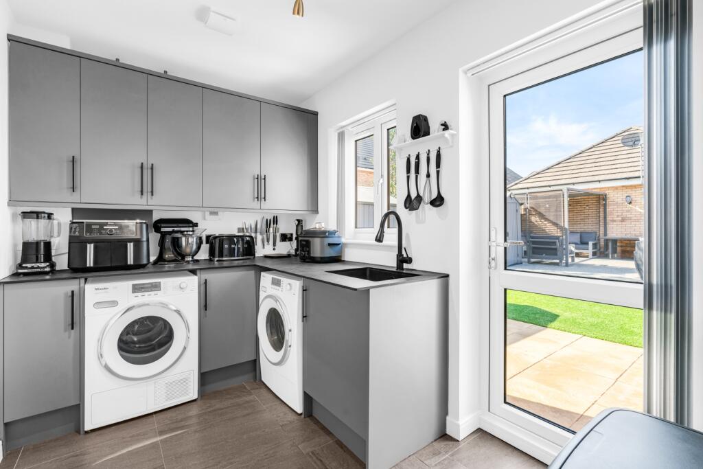 Additional image 15 of Victoria Close, Welwyn Garden City, Hertfordshire, AL7