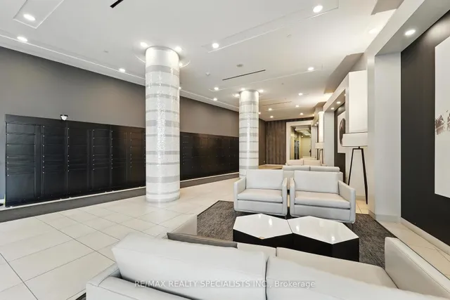 Additional image 35 of 51 East Liberty St Unit 401