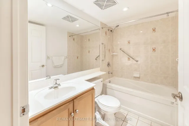 Additional image 16 of 270 Wellington St Unit 222