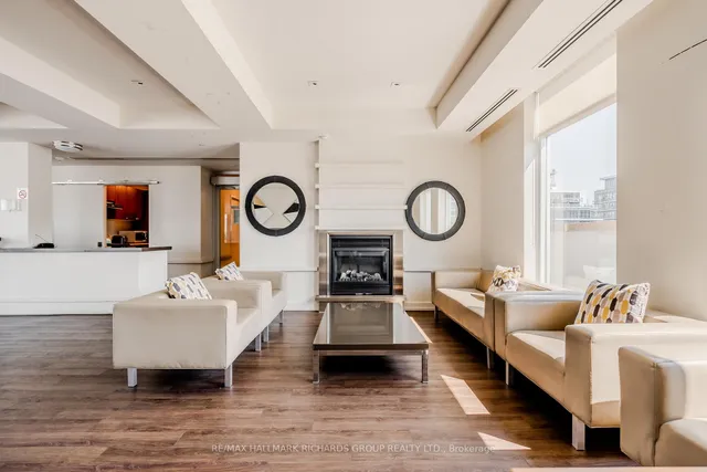 Additional image 14 of 230 King St Unit 1220