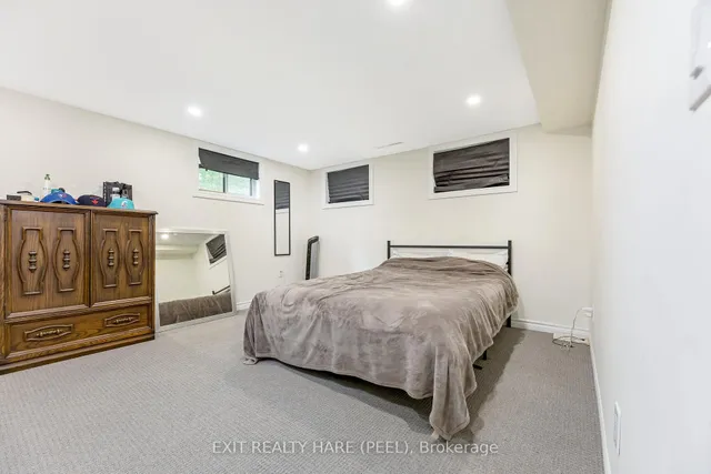 Additional image 12 of 4 Moore Cres