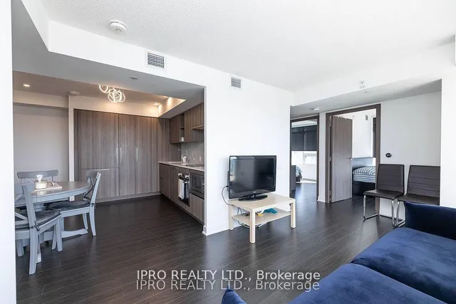 Additional image 12 of 19 Bathurst St Unit 2311