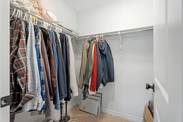 Additional image 25 of 19 Welch Lane