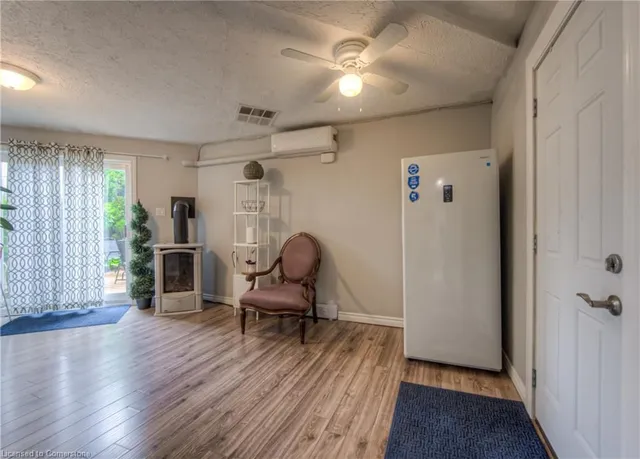 Additional image 5 of 60 Elmsdale Dr Unit 30