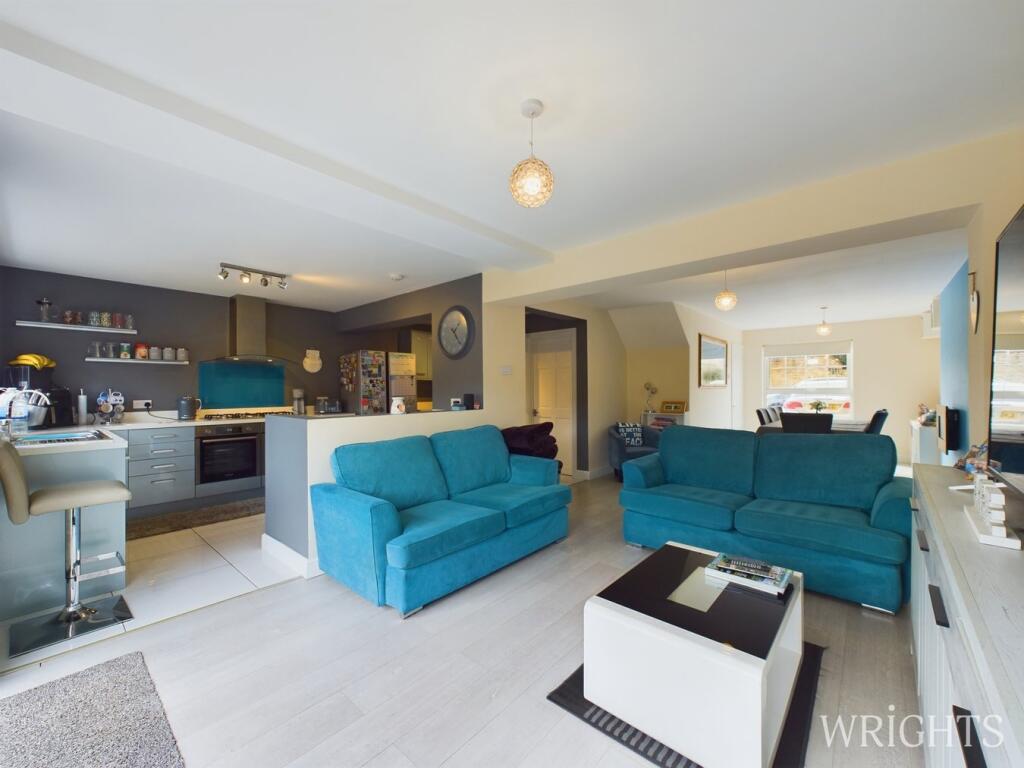 Additional image 29 of West Mead, Welwyn Garden City, AL7