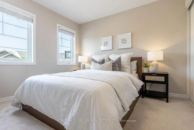 Additional image 19 of 1249 Duignan Cres