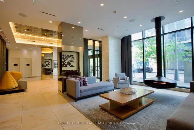 Additional image 3 of 55 Merchants' Wharf Unit 923