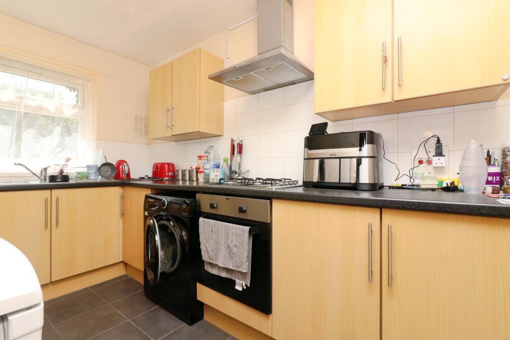 Additional image 3 of Hedgebrooms, Welwyn Garden City, AL7