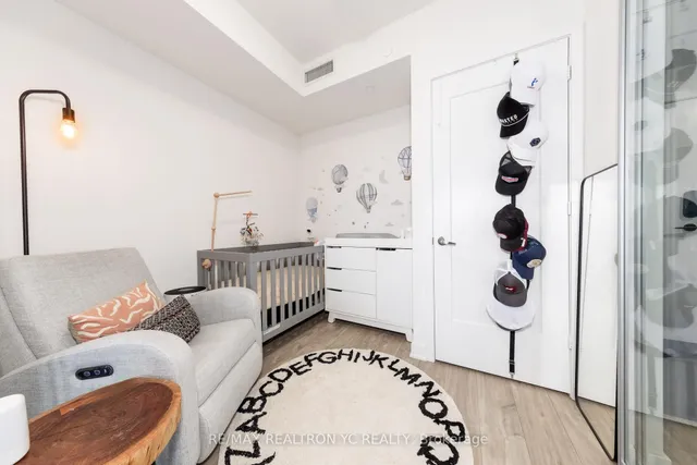 Additional image 6 of 135 Lower Sherbourne St Unit 1464