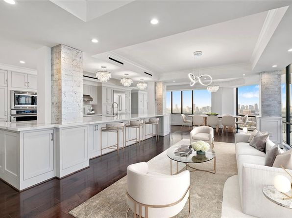 15 Greenway Plz, Houston, TX 