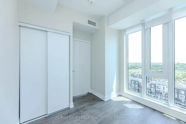 Additional image 29 of 215 Veterans Dr Unit 1008S